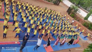 Pmshri Shree Krushna Ashram Shala Thava Yoga Day